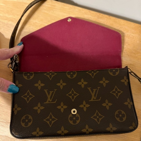 Louis Vuitton Monogram Felice Pochette w/Inserts - Picture 4 of 14